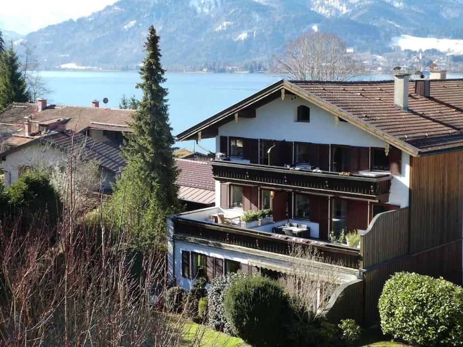 Wohnung Direkt Am Tegernsee Mit Xl-Terrasse Gmund am Tegernsee Esterno foto