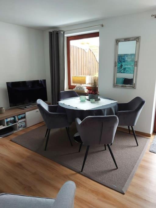 Wohnung Direkt Am Tegernsee Mit Xl-Terrasse Gmund am Tegernsee Esterno foto